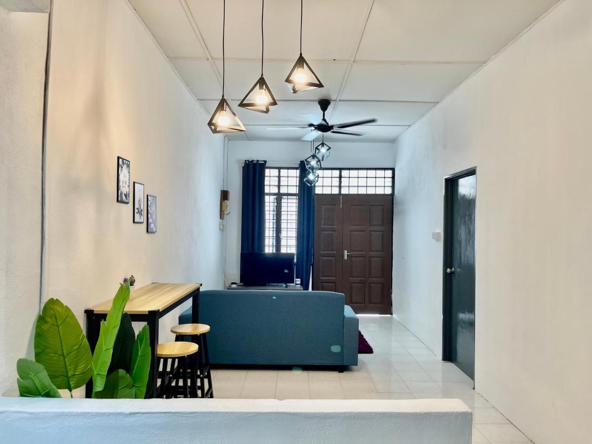 Entire Cozy Home 16 • 3 Bedroom @ Alma Bukit Mertajam Bagian luar foto