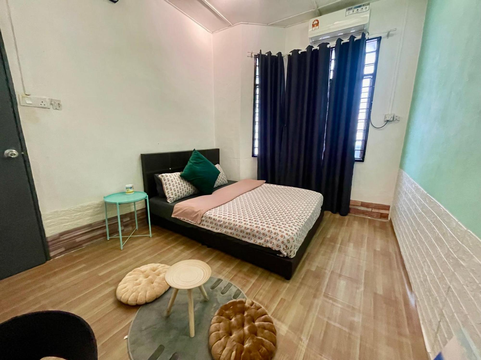 Entire Cozy Home 16 • 3 Bedroom @ Alma Bukit Mertajam Bagian luar foto